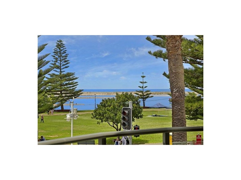 2/35-37 Coral Street, The Entrance NSW 2261