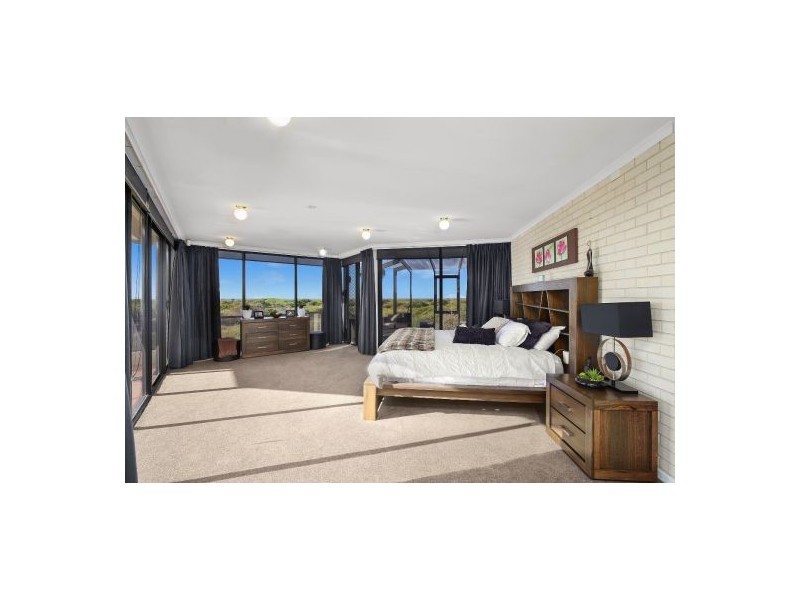 61 Bondi Road, The Entrance North NSW 2261