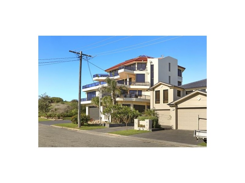 61 Bondi Road, The Entrance North NSW 2261