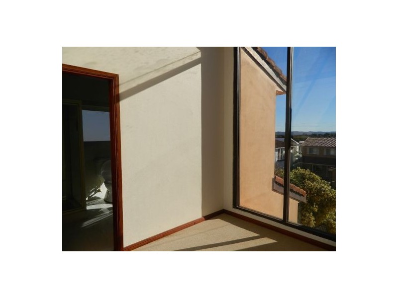 37 Curtis Pde, The Entrance North NSW 2261