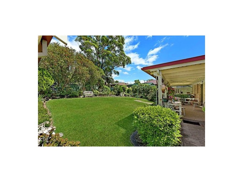 103 Cresthaven Avenue, Bateau Bay NSW 2261