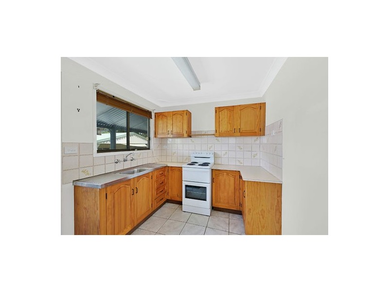 50 Winbin Crescent, Gwandalan NSW 2259
