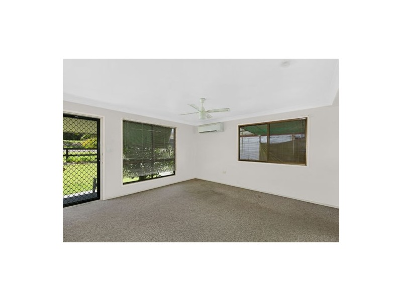 50 Winbin Crescent, Gwandalan NSW 2259