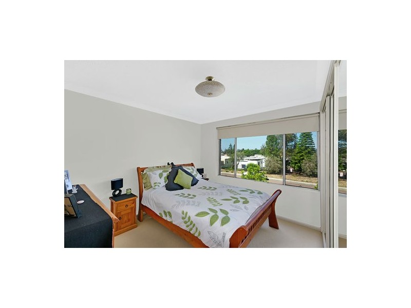 2/126 Swadling Street, Toowoon Bay NSW 2261