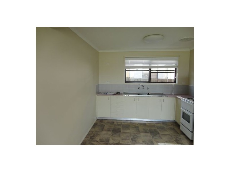 1/137 Ocean Parade, Blue Bay NSW 2261