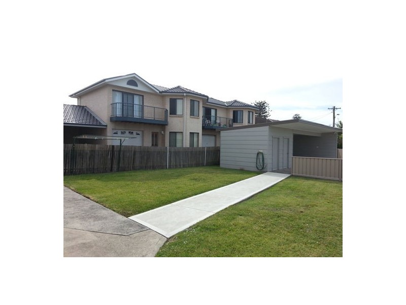 1/137 Ocean Parade, Blue Bay NSW 2261