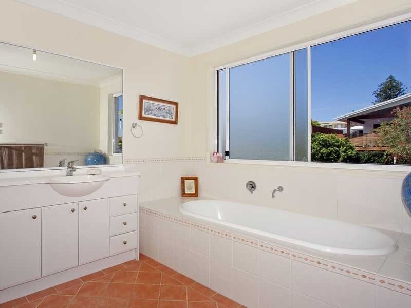 40 Bellevue Street, Shelly Beach NSW 2261