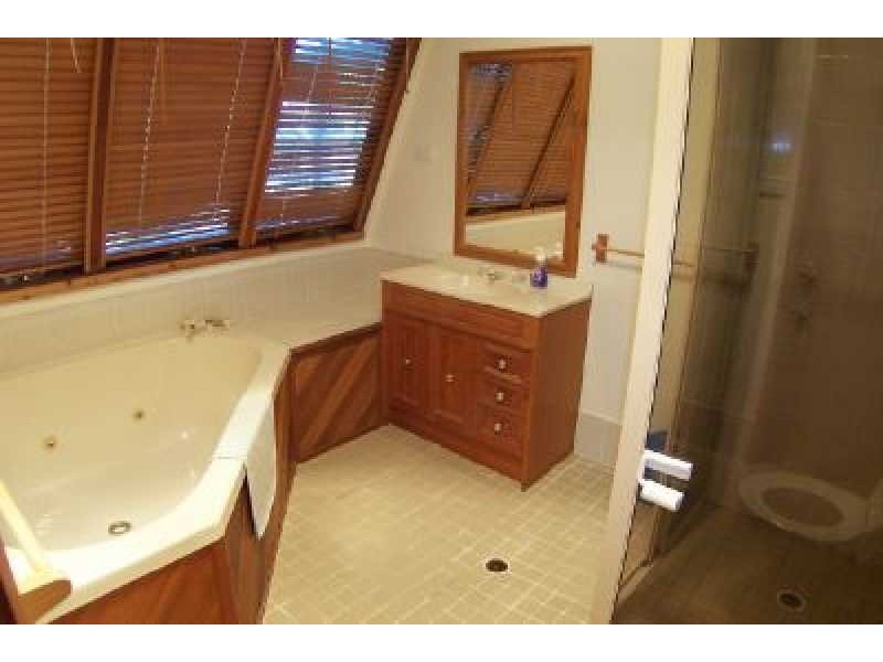 23 Bondi Road, The Entrance North NSW 2261