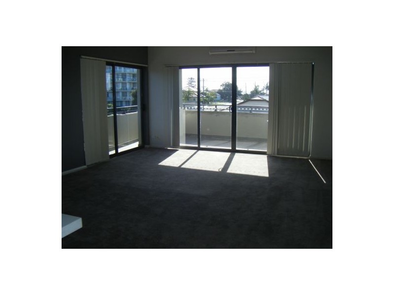 8/18-24 Torrens Avenue, The Entrance NSW 2261