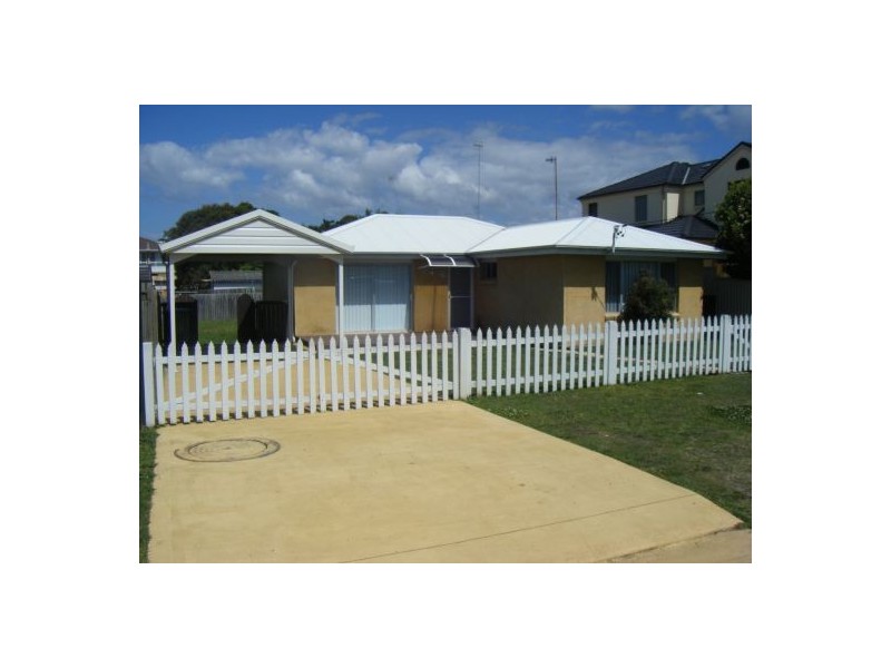 25 Yethonga Avenue, Blue Bay NSW 2261