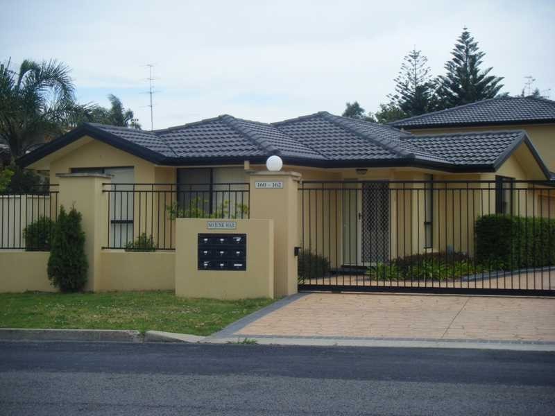 1/160-162 Ocean Parade, Blue Bay NSW 2261