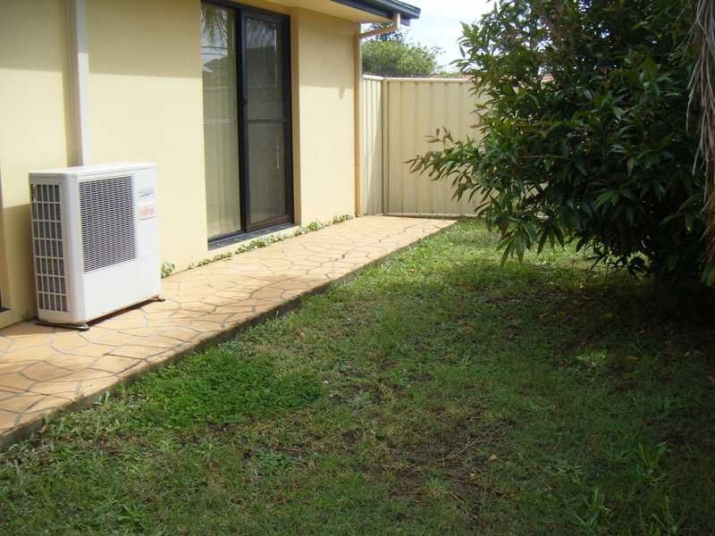 1/160-162 Ocean Parade, Blue Bay NSW 2261