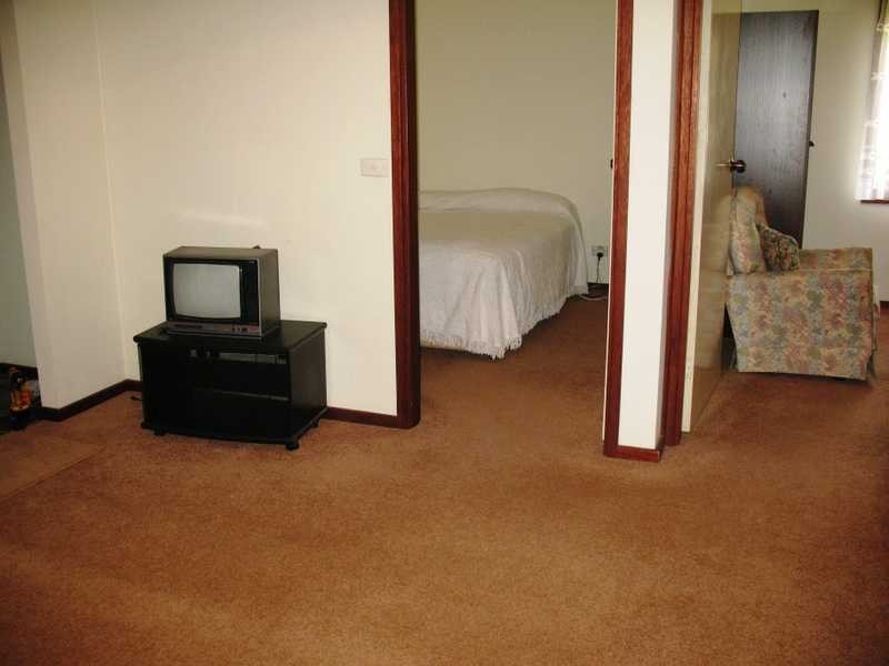 129 Bateau Bay Road, Bateau Bay NSW 2261