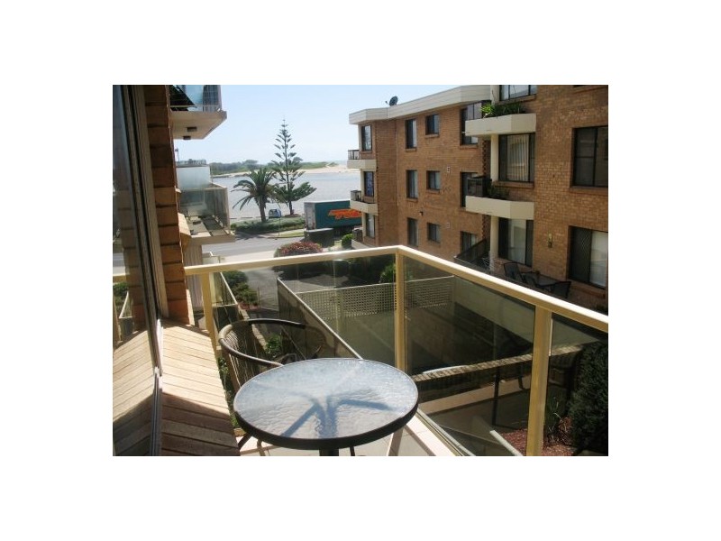 8/9 Marine Parade, The Entrance NSW 2261