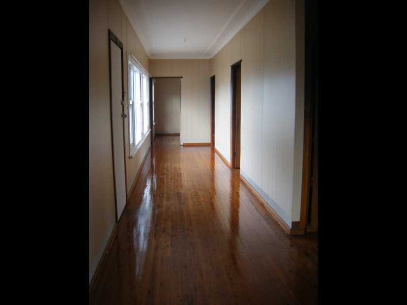 84 Lakeside Parade, The Entrance NSW 2261