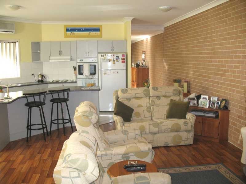 1b Campbell Avenue, The Entrance NSW 2261