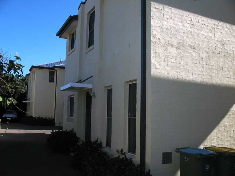 2/13 Benelong Street, The Entrance NSW 2261