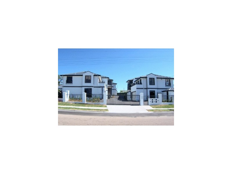 Unit 8  11-15 Anzac Road, The Entrance NSW 2261