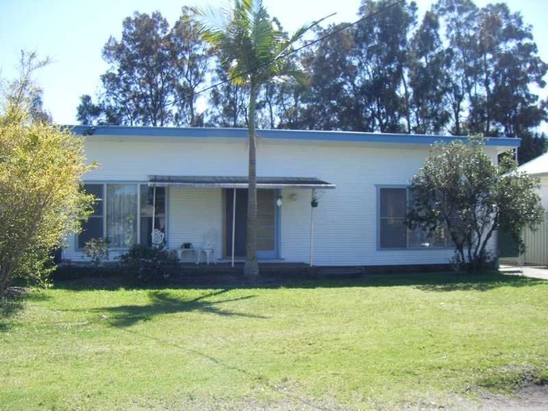 6 Surf Street, Long Jetty NSW 2261