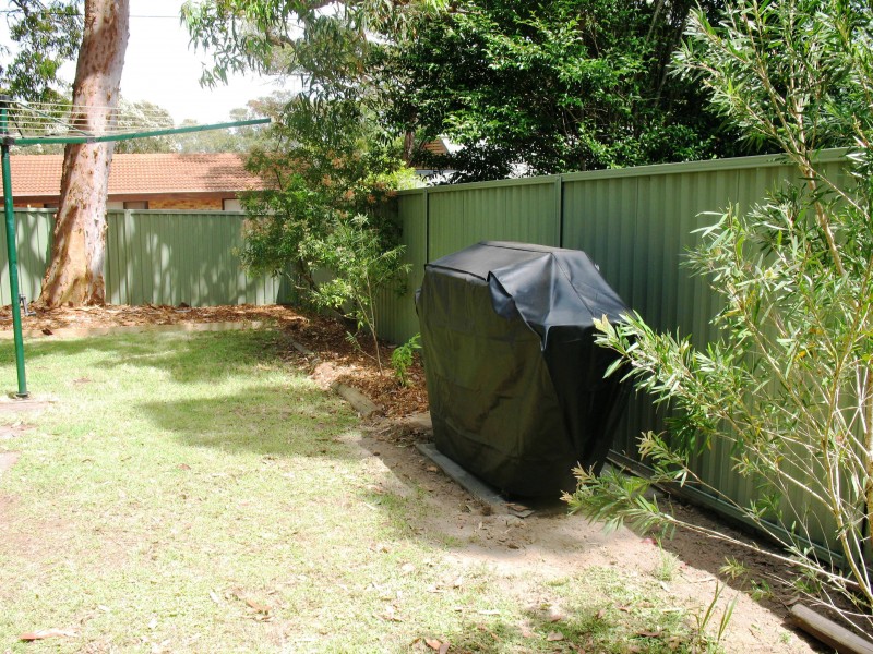 129 Bateau Bay Rd, Bateau Bay NSW 2261