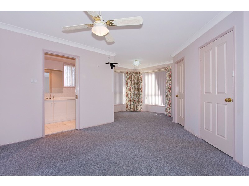 17 Kaye Avenue, Kanwal NSW 2259