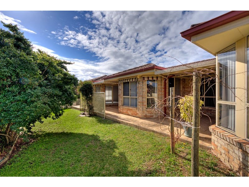 17 Kaye Avenue, Kanwal NSW 2259