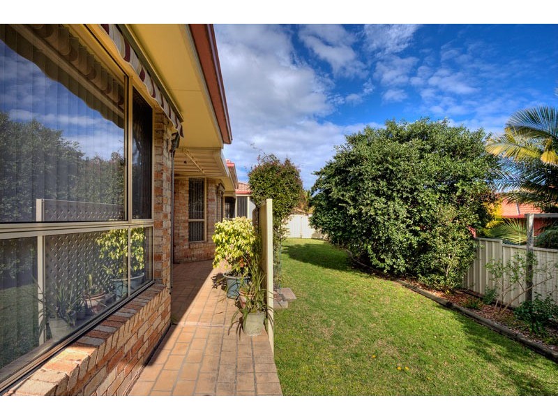 17 Kaye Avenue, Kanwal NSW 2259