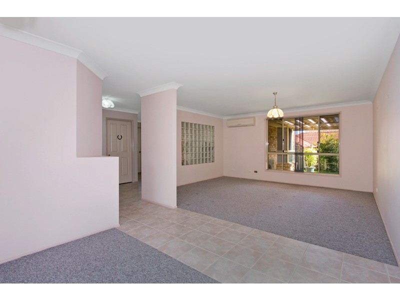 17 Kaye Avenue, Kanwal NSW 2259