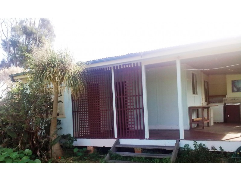 105 Hutton Rd, The Entrance NSW 2261
