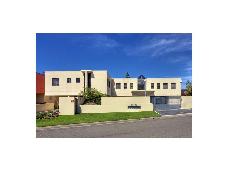 4/110 Ocean Parade, Blue Bay NSW 2261