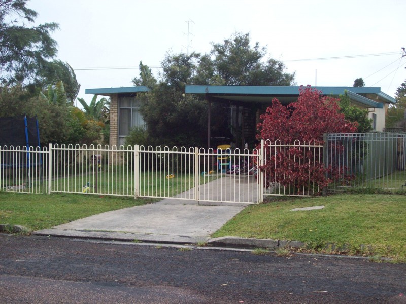 4 Kitchener Rd, Long Jetty NSW 2261