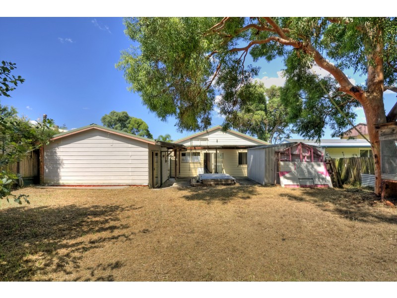 31 South Street, Killarney Vale NSW 2261
