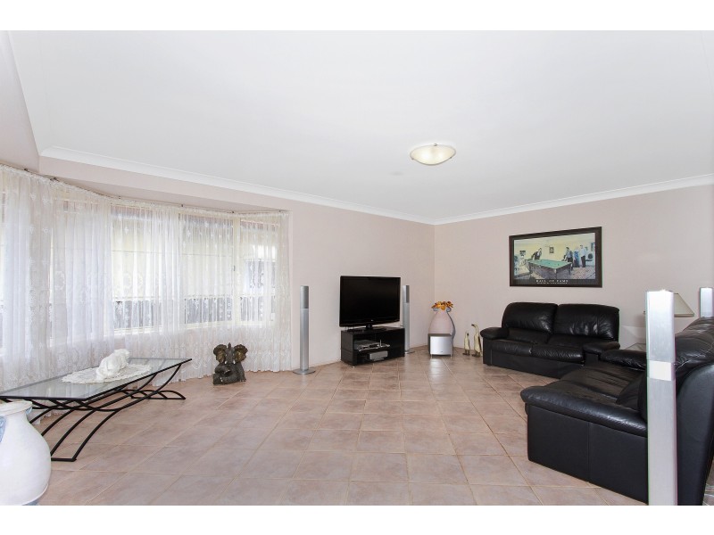 12 Oaks Avenue, Long Jetty NSW 2261