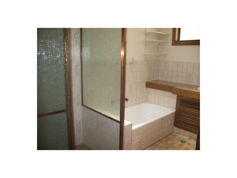 50 Manly Pde, The Entrance North NSW 2261
