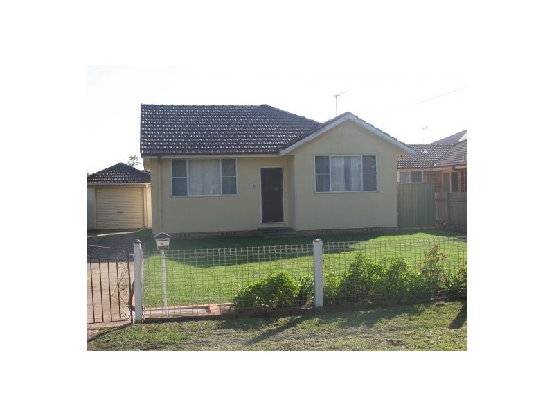10 Oaks Ave, Long Jetty NSW 2261