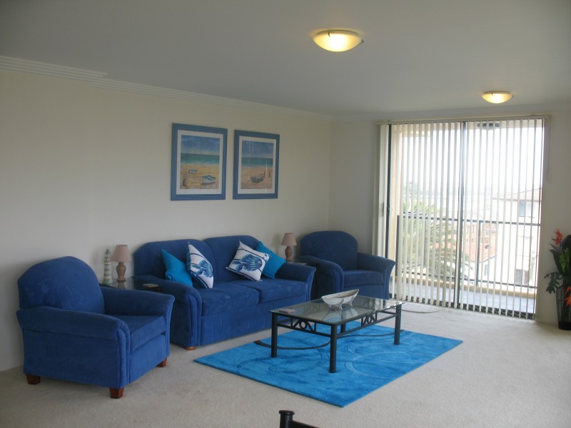 18/1-5  Bayview Avenue, The Entrance NSW 2261