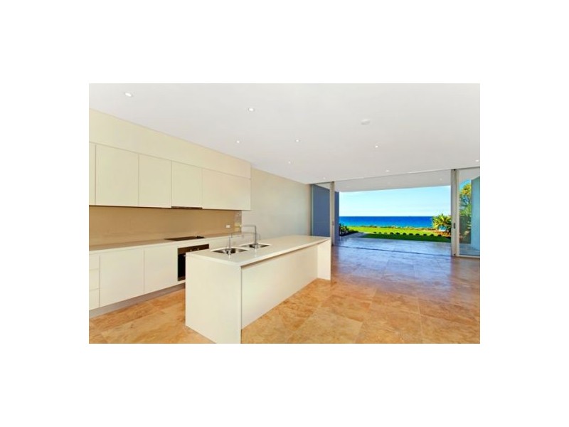 8/9-13 Hutton Road, The Entrance North NSW 2261