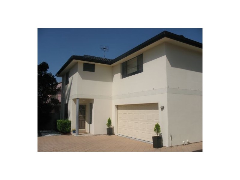 3/7 Yethonga Avenue, Blue Bay NSW 2261