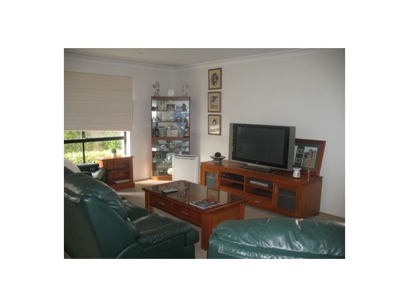 3/7 Yethonga Avenue, Blue Bay NSW 2261