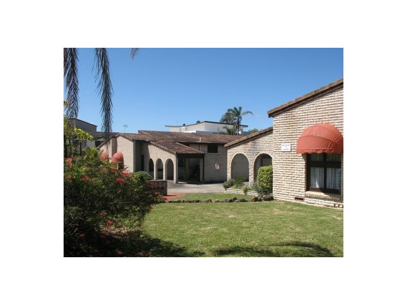 9 / 4 The Cresent, Blue Bay NSW 2261