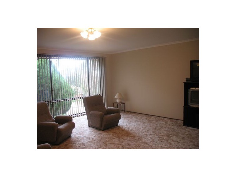 3 Redgum Close, Bateau Bay NSW 2261