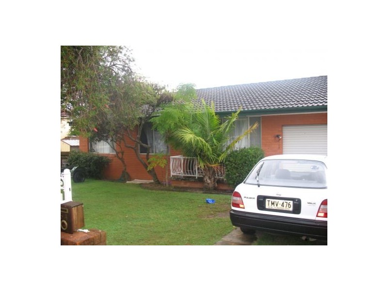 54 Dampier Blvd, Killarney Vale NSW 2261