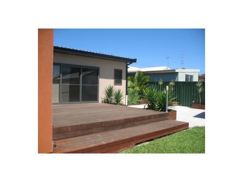 25 Shortland Avenue, Killarney Vale NSW 2261