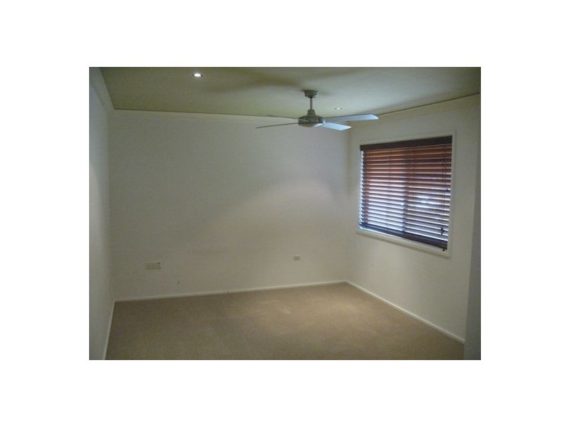 25 Shortland Avenue, Killarney Vale NSW 2261