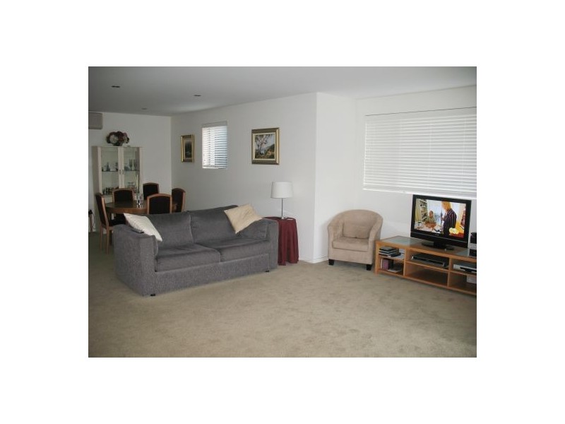 8/107-109 Ocean Parade, Blue Bay NSW 2261