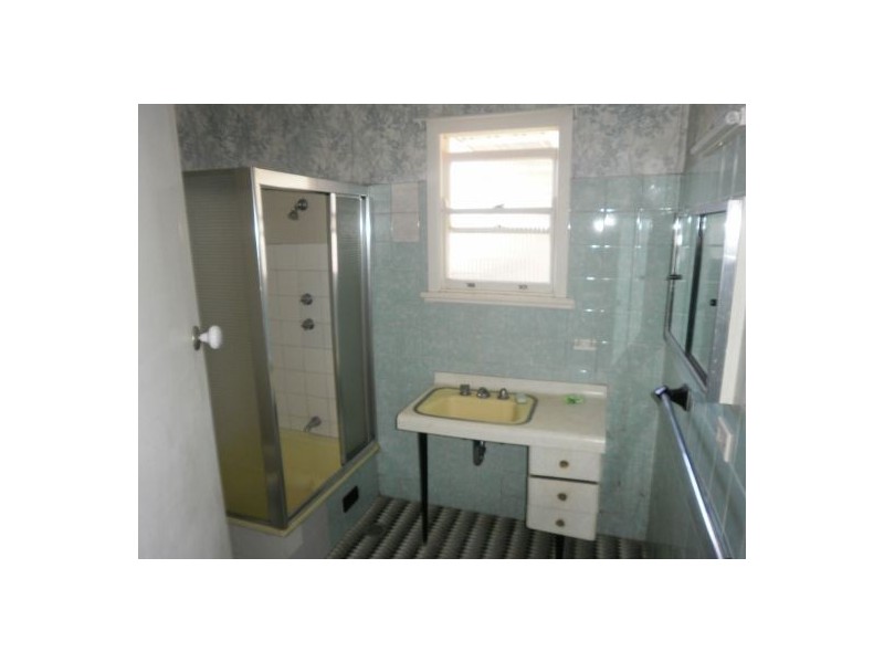 36 Thompson St, Long Jetty NSW 2261