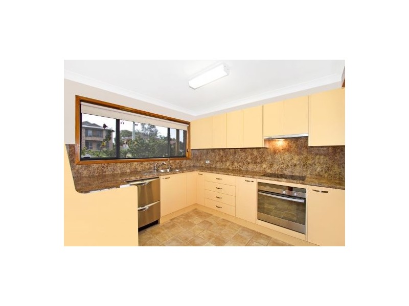 6/7 Karooah Ave, Blue Bay NSW 2261