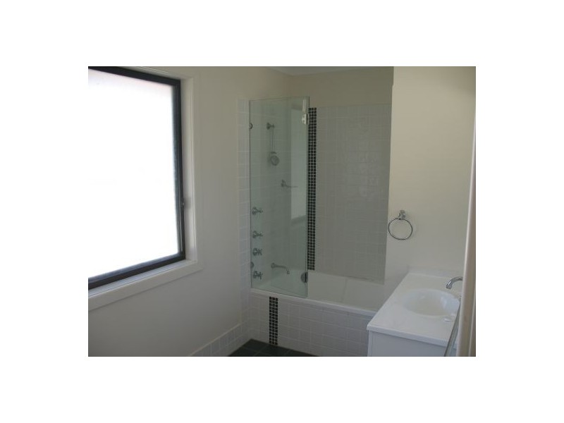 2/18 Nirvana Street, Long Jetty NSW 2261
