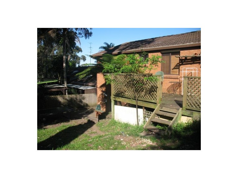 9 Wirigi Street, Berkeley Vale NSW 2261