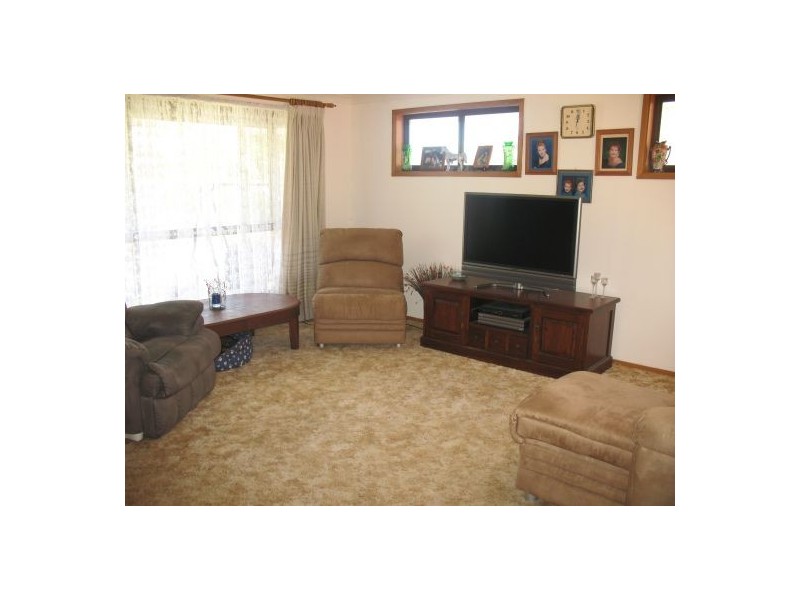 24 Lakeside Parade, The Entrance NSW 2261